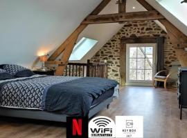 La petite maison en pierre, Hotel in Mayenne