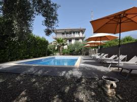 Apartment Le Palme in linera by Interhome, Hotel in Linera