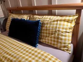 Cupcake Apartment - Central Location