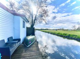 Holiday Home Isabella by Interhome, Hotel in Wervershoof