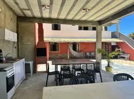 Sossego, tranquilidade- Wifi, churrasqueira, quintal, estacionamento 3 carros