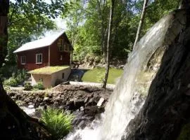 Holiday Home direkt am See gelegen by Interhome