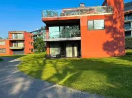 BL Yacht Club Art Apartman B2