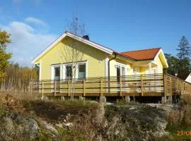 Holiday Home Ljugarn 2 by Interhome