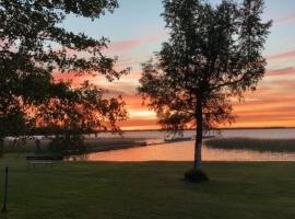 Holiday Home in Tibro mit Kleinem Garten by Interhome, hotel em Örlebadet