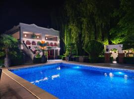 Vila La Palma, hotel a Idrizovo