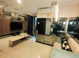 2 Bedrooms El Royale Apartment With City View