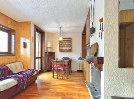 Homeby, Bianche Nives