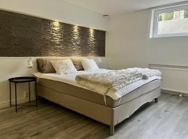 Stenkällan - express bus number 5, viešbutis Malmėje