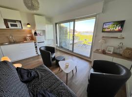 Fetan 2 people magnificent sea view tennis, hotel Locmariaquer-ban