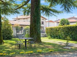 Cjase mê, hotell i Tarcento