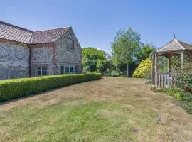 3 Bed in Cley oc-t32433