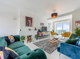 4 Bed in Saltdean oc-a32366