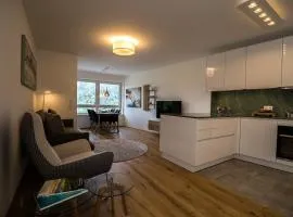 Top 12 - Alpe Maritima Seeblick Cosy Apartment