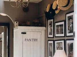 The Cholmondeley Arms