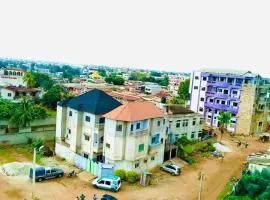 Appartement meublée de lux wifi autonome calme et Discret CALAVI KPOTA