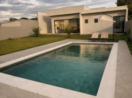 Maison S0, hotel u gradu Assis