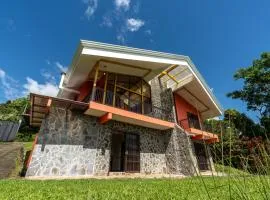 Villa Familiar 3BR Vistas al Valle & Naturaleza