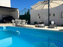 Cortijo La Torquilla Laguna Fuente de Piedra, hotel din Málaga