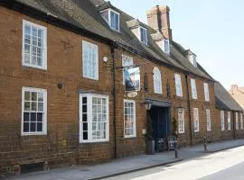 Saracens Head Hotel by Greene King Inns