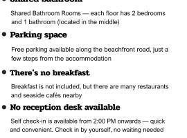 Jungle Cafe and Guesthouse, hotel i Prachuap Khiri Khan