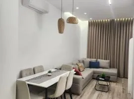 Via Mare - Santorini, Drymades