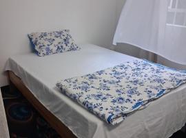 My Cozy vacation room, hotel a Rose Hill