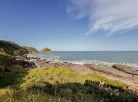 Apto Pet Friendly para 6 Com Piscina e Churrasqueira