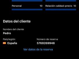 BIESCAS Todas las comodidades y más GAS, GARAJE , TRASTERO, CENTRO, WIFI,, hotel in Biescas
