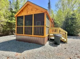 Cozy Coastal Cabin 3