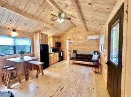 Cozy Coastal Cabin 5