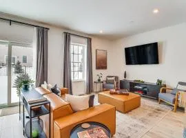 Half-Mi to the Triangle! Chic Emmaus Townhome