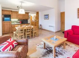 Appartement spacieux au pied des pistes avec balcon et parking couvert - FR-1-275-130