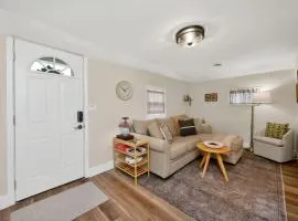 Prime Ames Location 2BR 1BA Near ISU