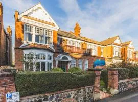 Beautiful one bed garden flat in Muswell hill