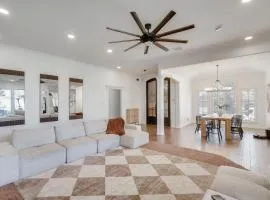 5 Mi to Dtwn Odessa: Modern Pet-Friendly Home!