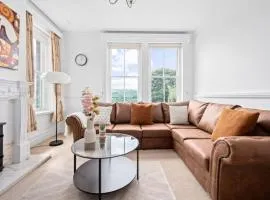 Graceful 3BR 2 Bath Haven in the Peak District