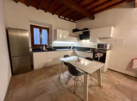 Comfort e quiete vicino al cuore di Firenze, hotelli kohteessa Scandicci