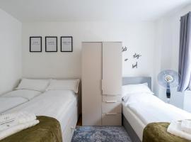 For 3 Guests I Kitchen I Netflix I 24 7 Check-in, Hotel in Kapfenberg