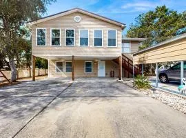 Dog-friendly coastal home with large yard and close to beach