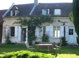 Modern Mansion in Machemont with Private Garden