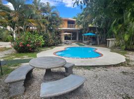 Casa Las Brisas, hotel i Nicoya