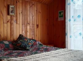 Hospedaje Mirador del Puerto, hotel din Quellón