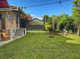 로하에 위치한 호텔 Modern Cabin pit fire bbq Nature 10 parking