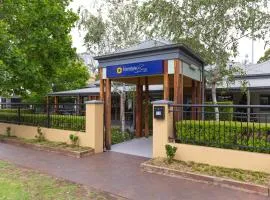 Mandala Signature Berry