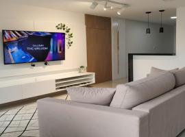 Linda Casa em Maceió - 5 minutos do Aeroporto, viešbutis Masejuje