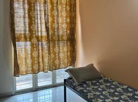 Agastya, מלון בפונה