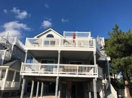 Oceanside Beach Badges Wifi Ocean Views From The Decks! 5Th From The Beach Surf City 14016