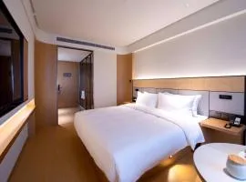 JI Hotel Shanghai Shimao Riverside Garden