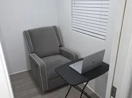 Extraordinary Tiny House, Beautiful neighborhood